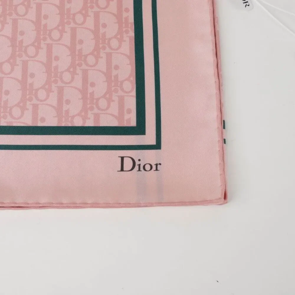 Square Scarf Cover